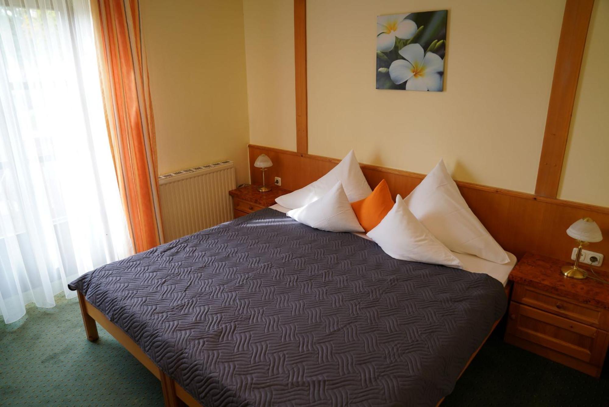 Pension Thermenland Fürstenfeld Exterior foto